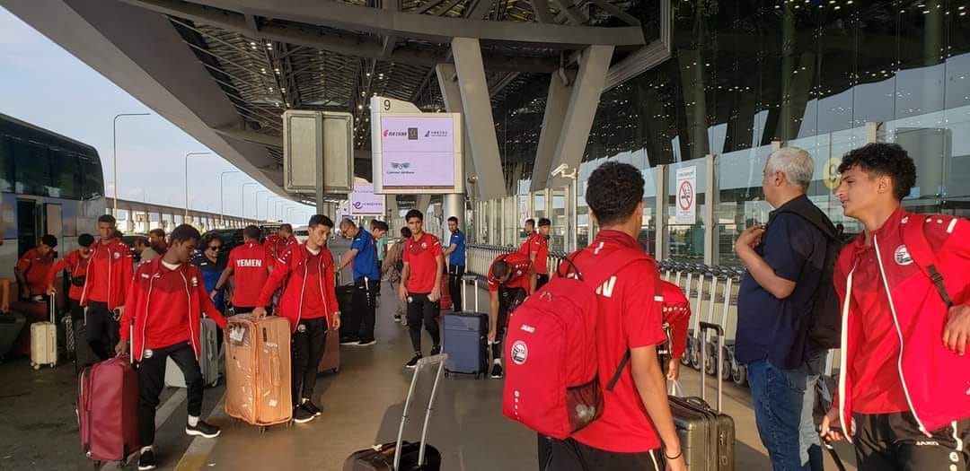 الأحمر اليمني الصغير